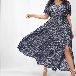 Bloom Dress - Flutter Sleeve Ditsy Floral Pocket Split Maxi Dress (3X 22-24)